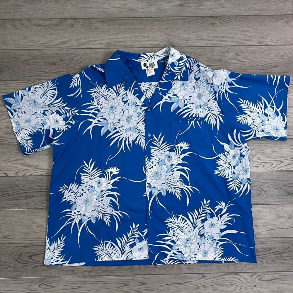 Vintage Hilo Hattie Men Size 5XL Blue Hawaiian Floral Button Down Collared Shirt